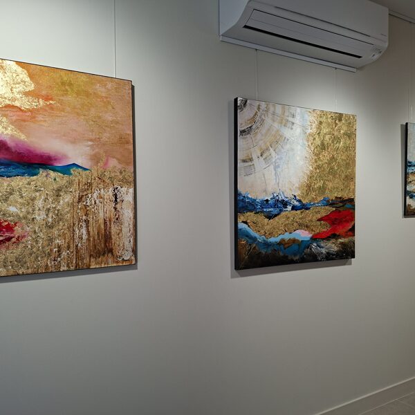 Tamás Náray's paintings