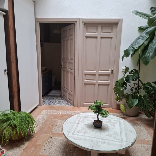 The small covered little courtyard