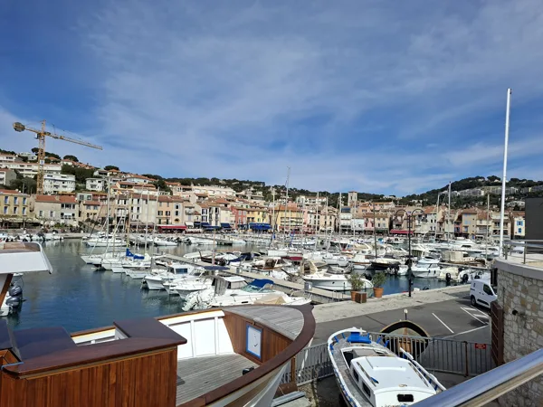 Cassis